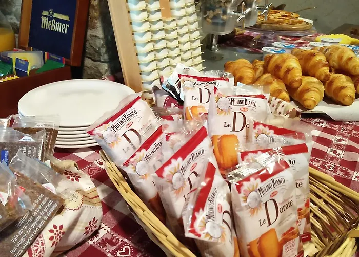 Готель Cretaz 3*