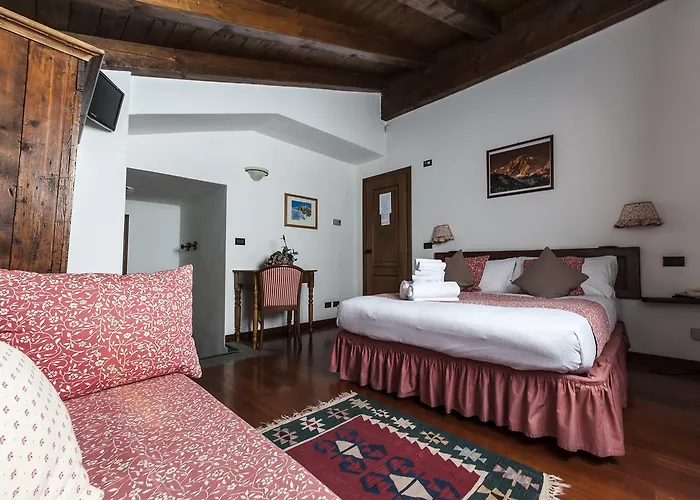 Cretaz Готель 3*