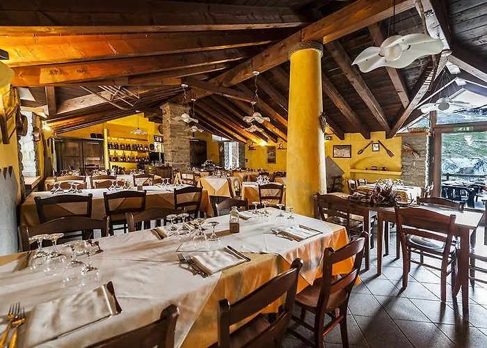 Готель Cretaz 3*